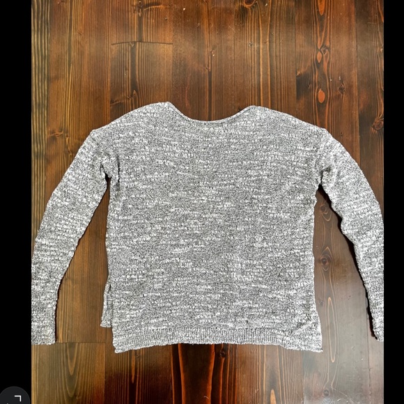 Hollister Long Sleeve Top - Picture 2 of 5